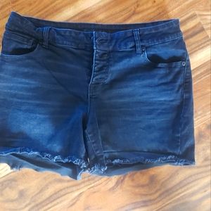 Maurice black jean shorts size 10